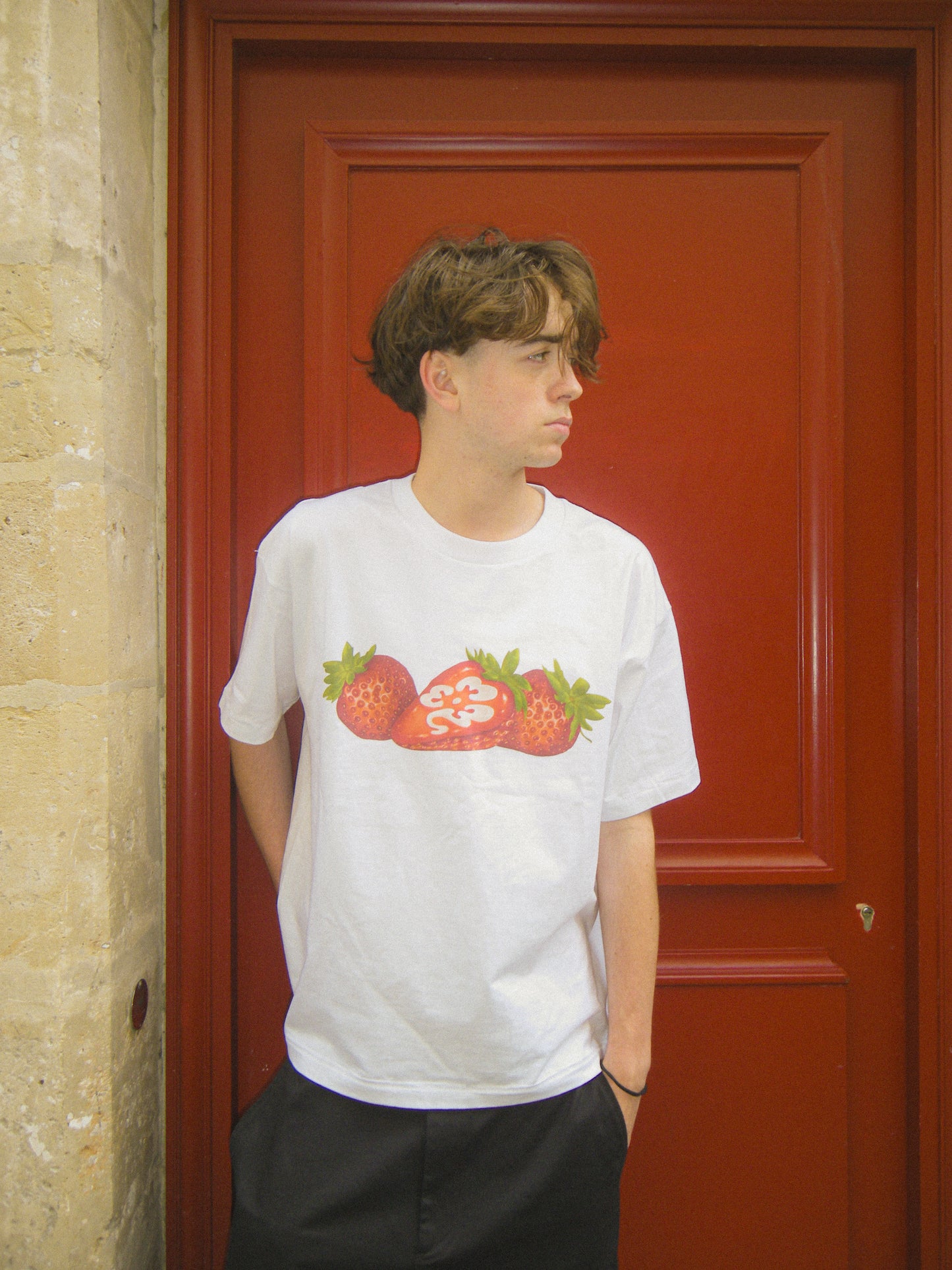 STRAWB3RRY TEE